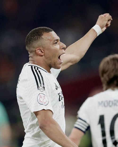 K-图拉姆：在我看来姆巴佩是最佳，他在赛季初的表现证明了这一点