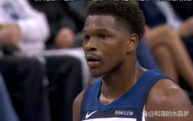 里夫斯:轮换不足的情况下打球确实很难 我们每个人都拼尽全力