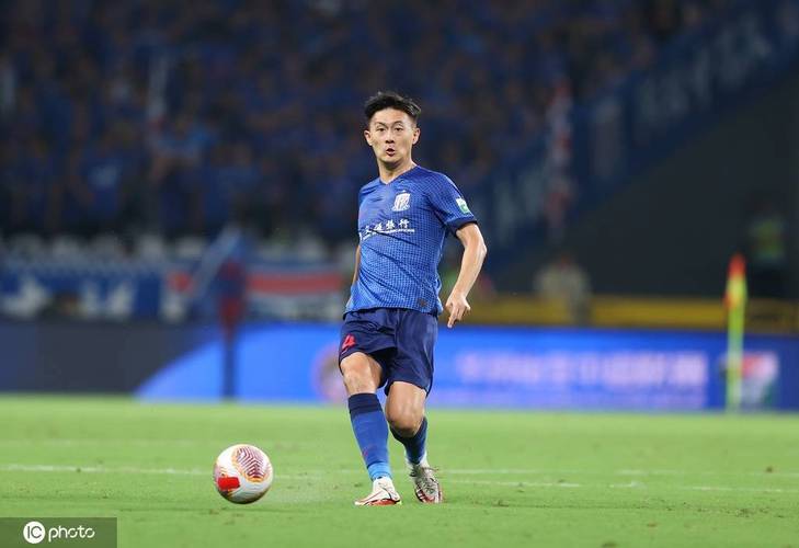 蒋圣龙：前面没做好让球迷很失望，最后一轮别人不会让你轻易赢