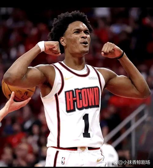 追梦：我说争冠球队没提提到火箭 因为阿门打控卫时他没篮儿