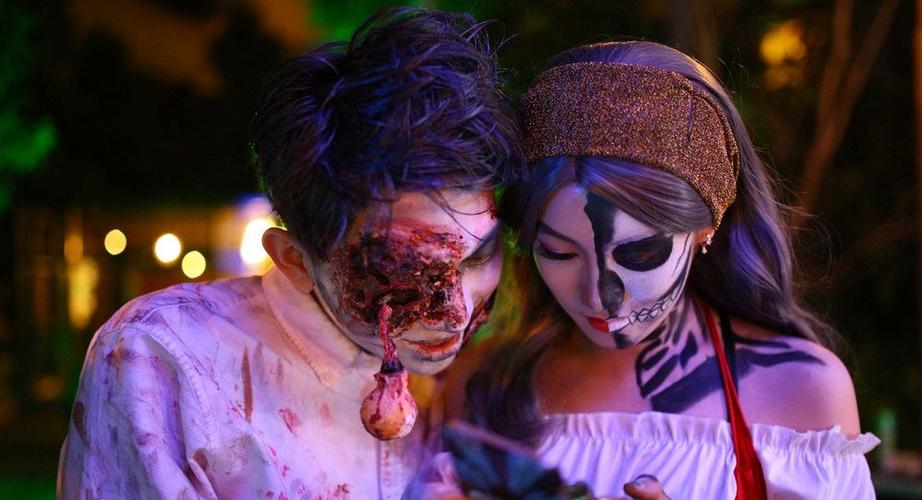 基米希晒万圣节鬼怪南瓜装扮：各位今日也都盛装打扮了吗？