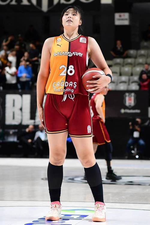 详细阅读:李月汝谈收购欧洲球队:初衷是为中国球员搭建能获锻炼机会的舞台 李月汝谈收购欧洲球队:初衷是为中国球员搭建能获锻炼机会的舞台