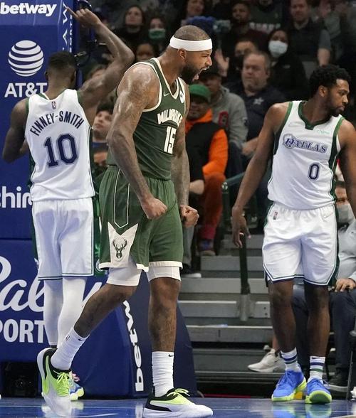 考辛斯：雄鹿在季后赛无第二选择 特雷-杨和字母组合将不可阻挡