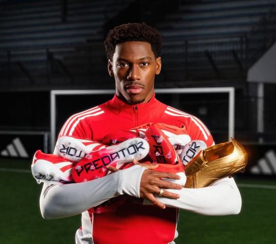 详细阅读:瑞天空:乔纳森-戴维可能在冬季离开尤文,已经联系过热刺和拜仁 瑞天空:乔纳森-戴维可能在冬季离开尤文,已经联系过热刺和拜仁