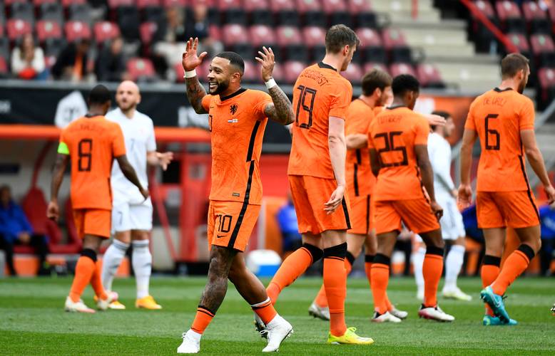 德容本届世预赛送出3次助攻，荷兰队中并列第二多