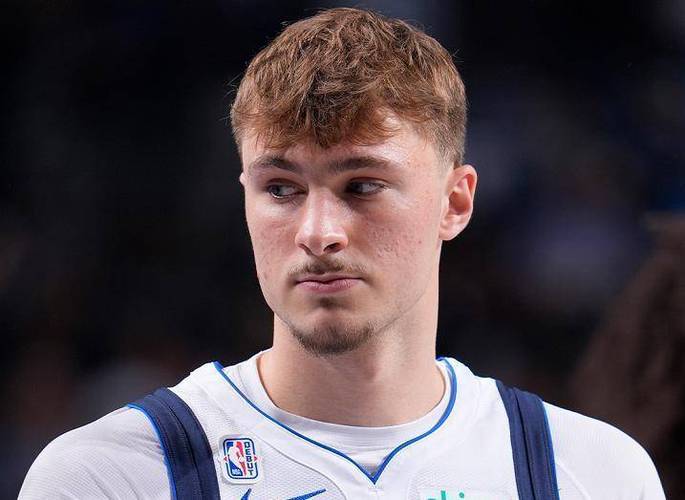 新秀榜：克尼佩尔居首 科沃德次席 弗拉格第3 命中率81.2%神将第4