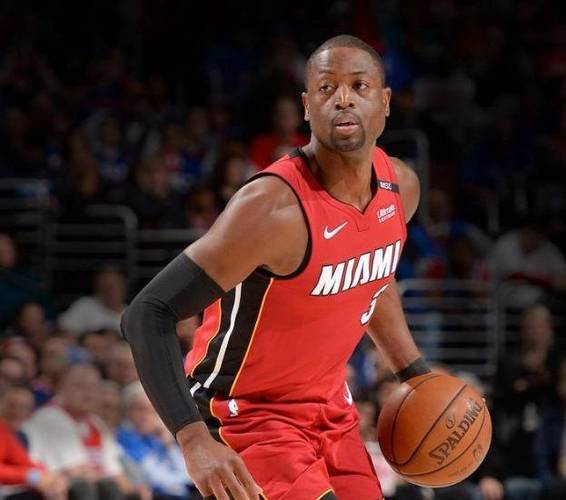 追梦:韦德>哈登 前者第三年就是FMVP 后者不打控卫没这么辉煌