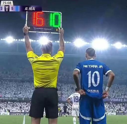 今年报销？内马尔父亲：内马尔伤情尚不确定，影像检查还没出结果